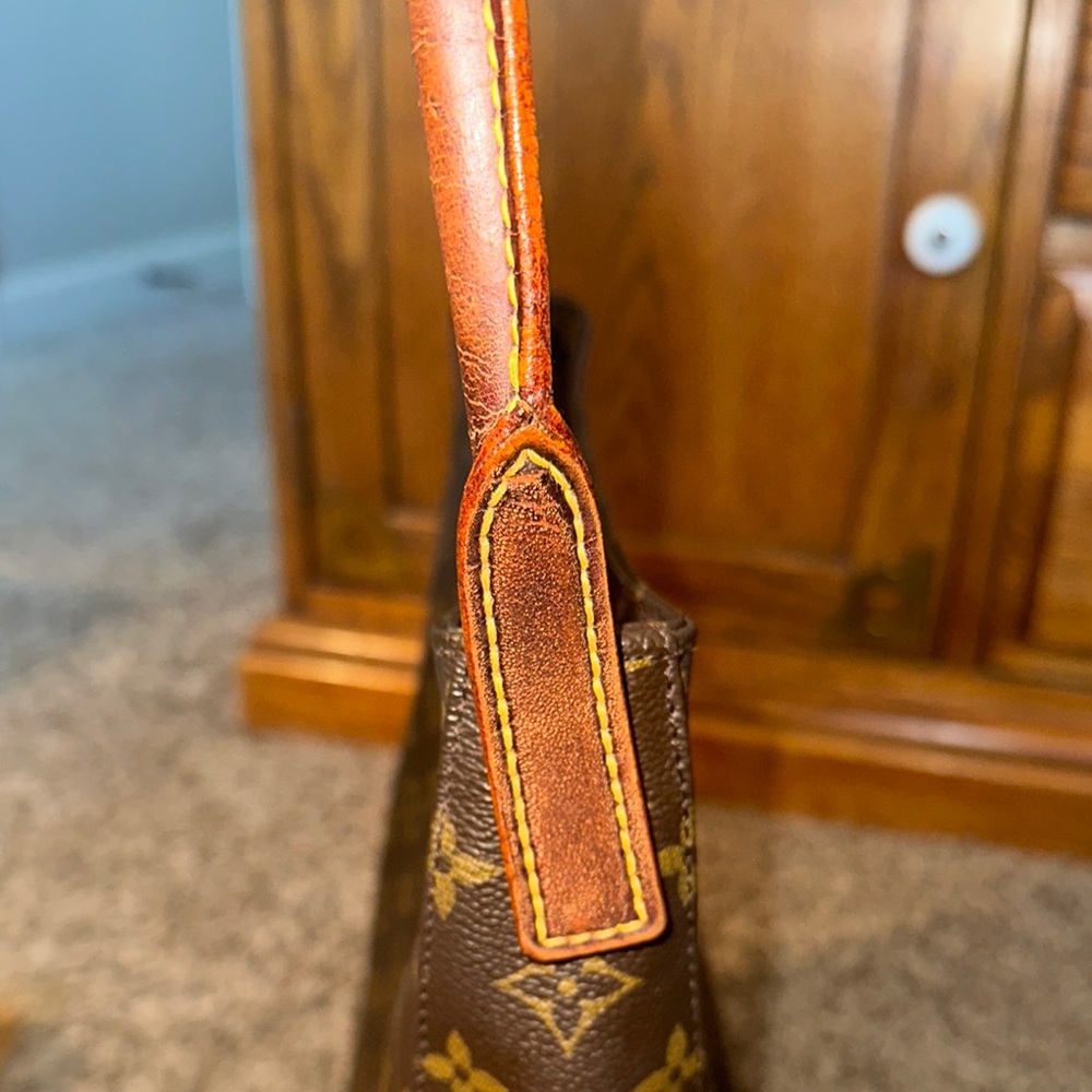 AUTHENTIC Vintage Louis Vuitton GM Looping Shoulder Bag - Picture 9 of 16